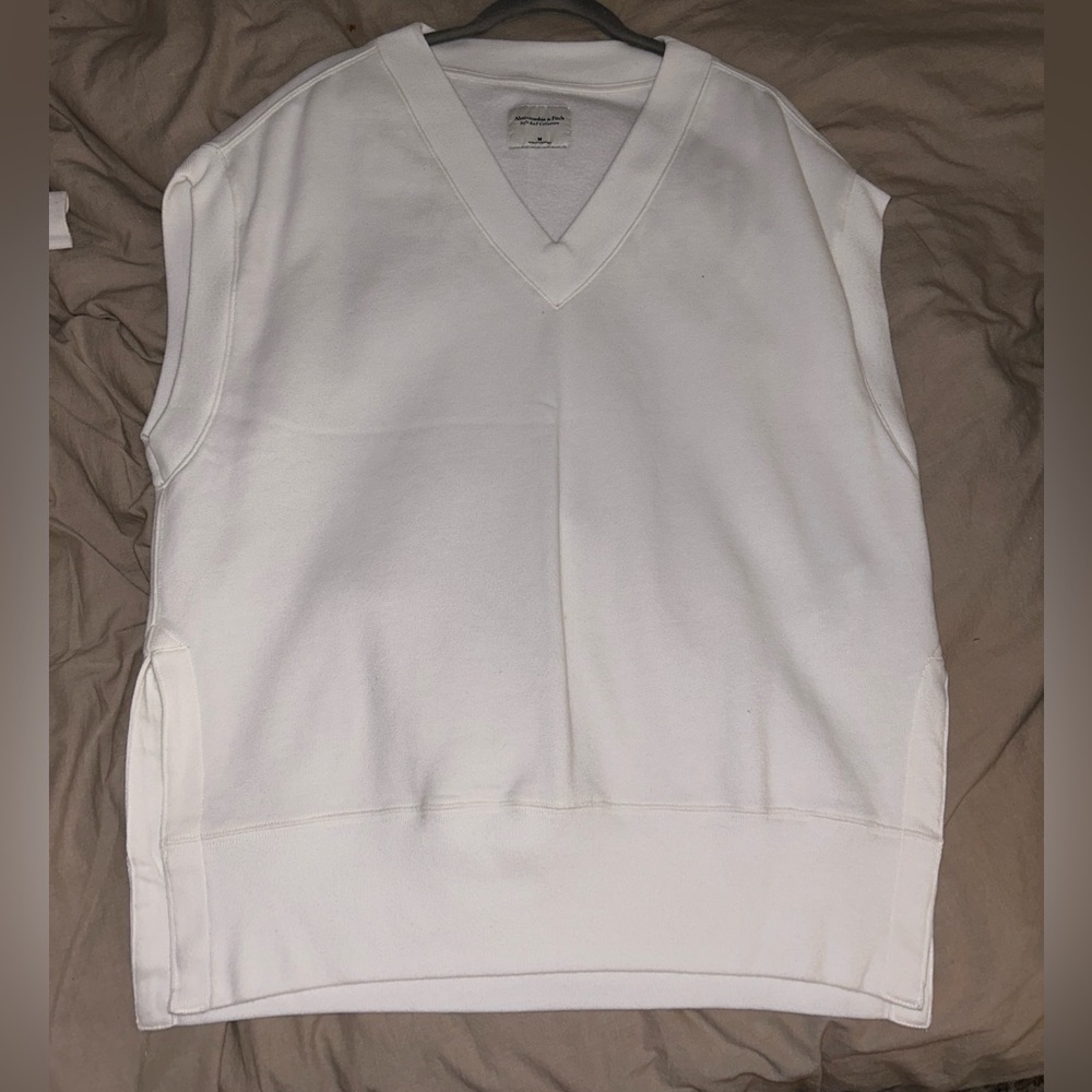 Abercrombie oversized sweater vest
